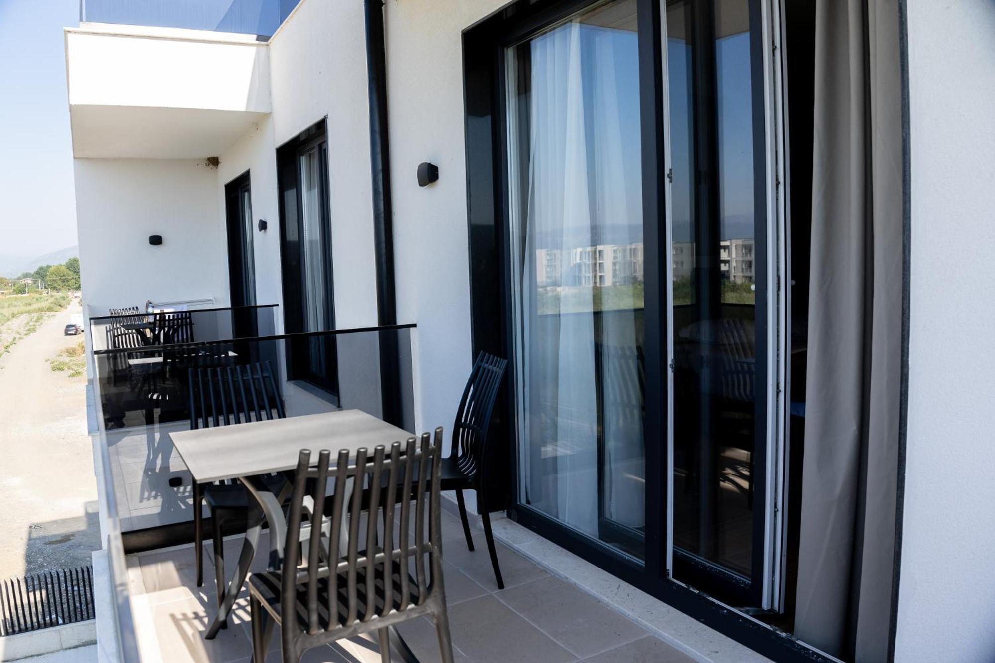 Lezhë Bolt Boutique Hotel מראה חיצוני תמונה