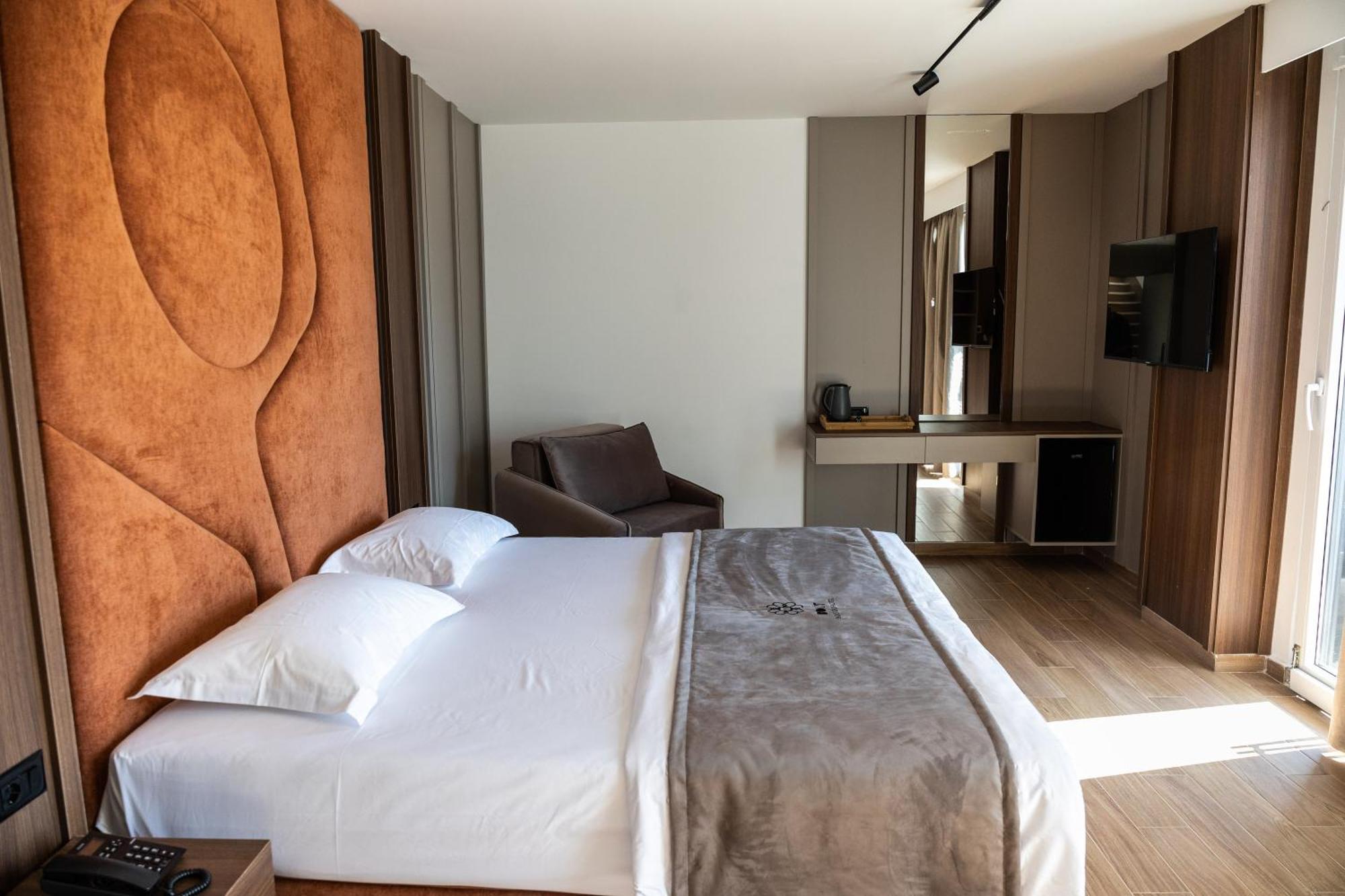 Lezhë Bolt Boutique Hotel מראה חיצוני תמונה